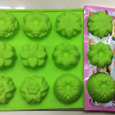 Silicone cake mold
