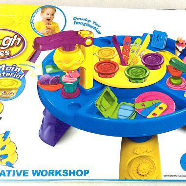 Colour dough plates