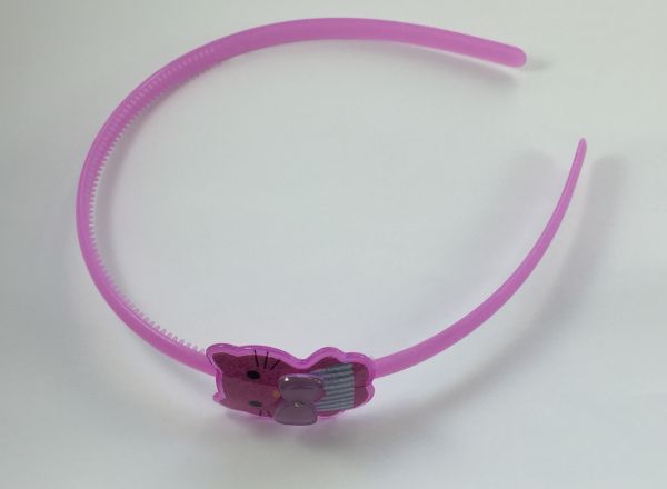 Headband with cat shape