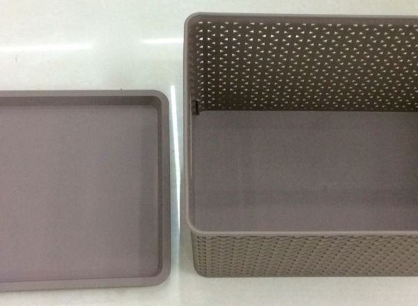 Box for storage with lid 22.5L