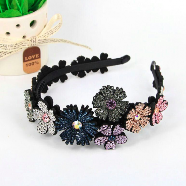 Hair band with Swarovski stones