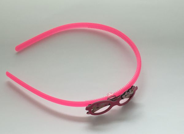 Head band with sunglass shape