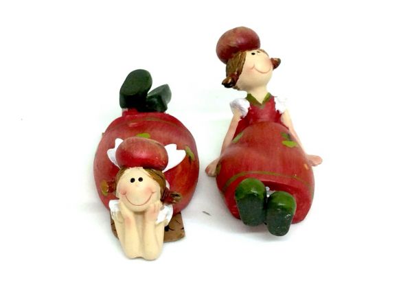 Resin figurine 3x7 cm