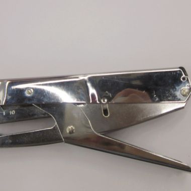 Staple machine