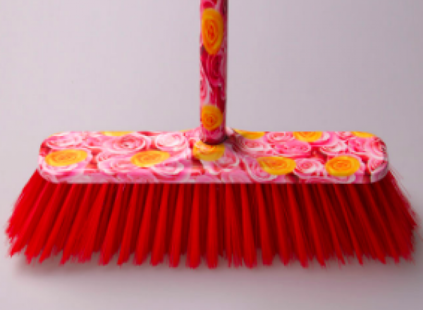 Sweeping brush set