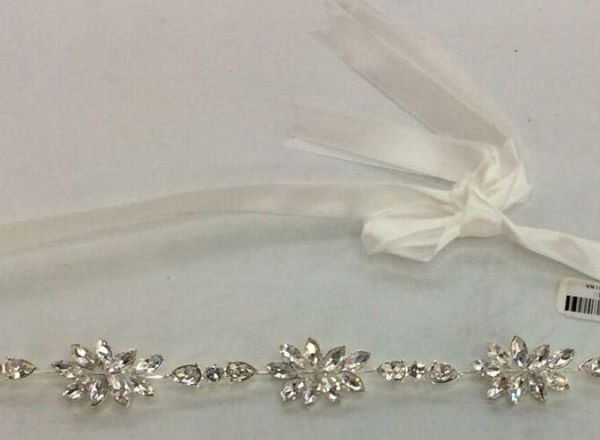 Swarovski chocker with drops