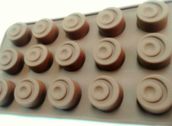 Silicone bonbon mold