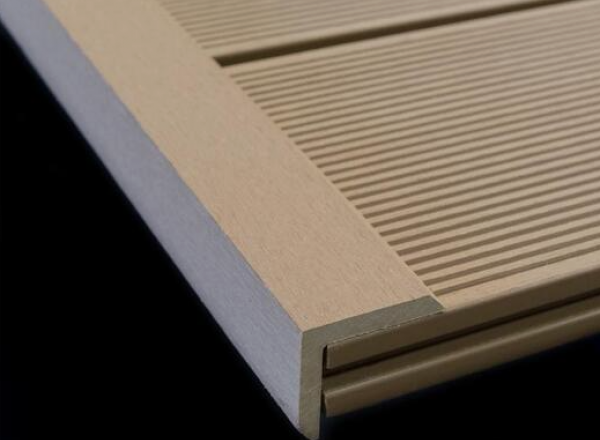 WPC corner trim