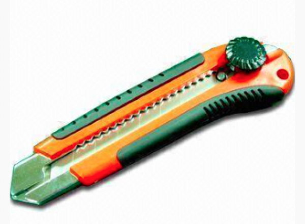 Heavy duty cutter knife