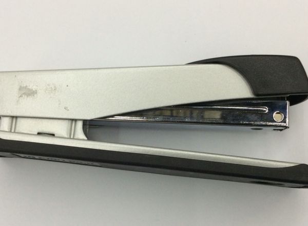 Staple machine