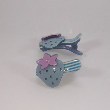 Patterned crocodile clips with strawberry