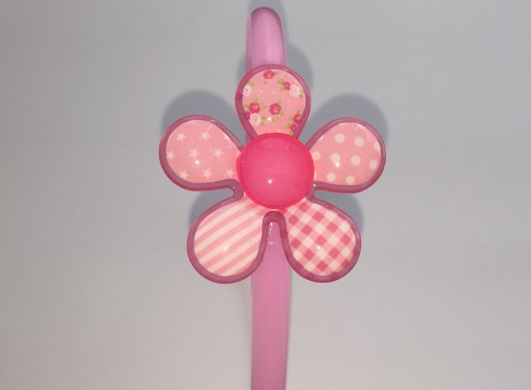 Headband with flower shape