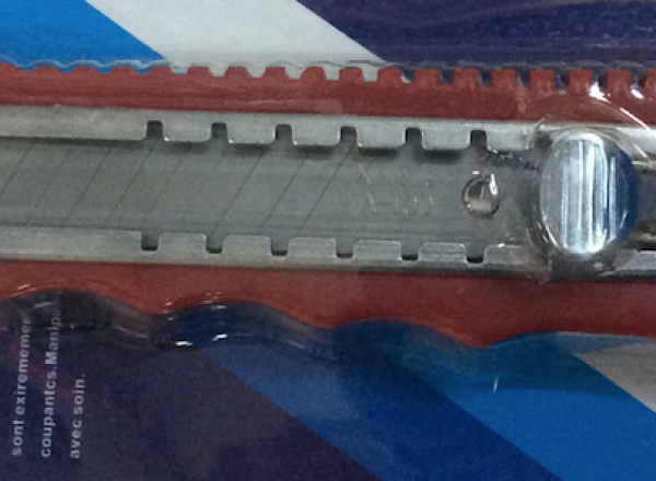 Heavy duty cutter knife