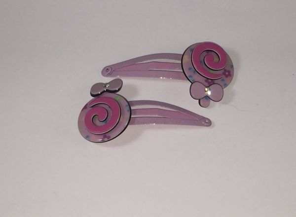 Kids snap clip with patterned snail shape