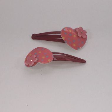 Snap clip with heart