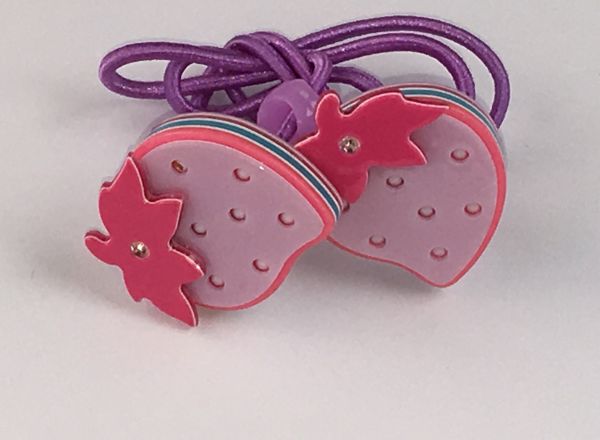 Elastics with strawberry