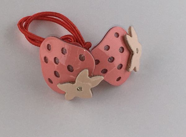 Elastics with strawberry shape