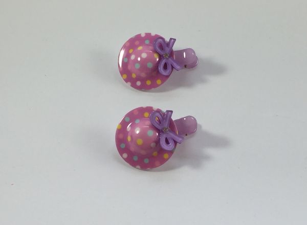 Small crocodile clips with patterned hat