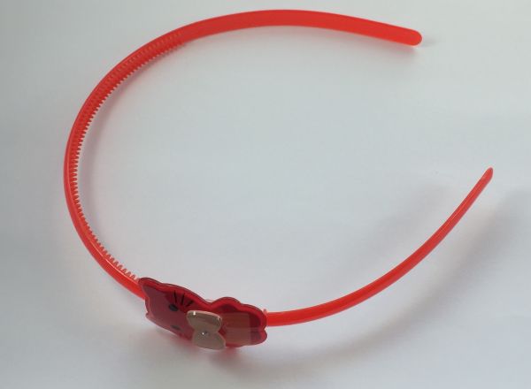 Headband with cat shape
