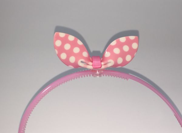 Headbands with patterned bow shape
