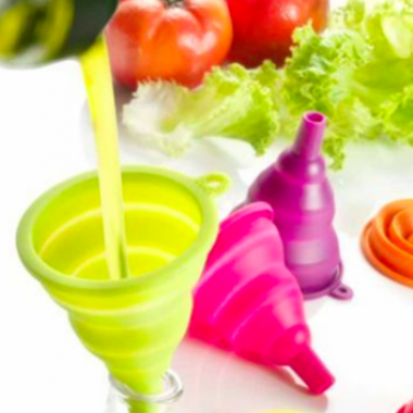 Silicone funnel