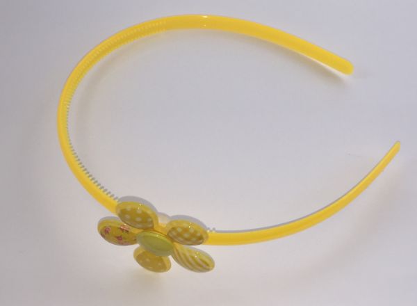 Headband with flower shape
