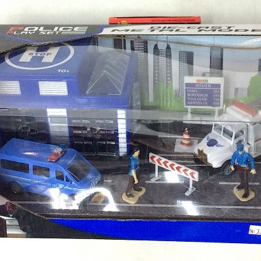 Police play set