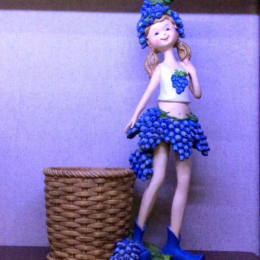 Resin figurine 42x23 cm