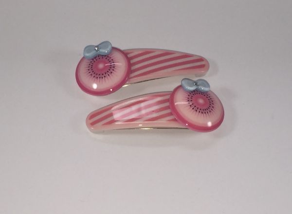 Patterned snap clips