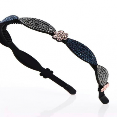 Hair band with Swarovski stones