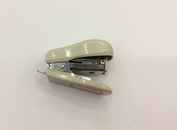 Staple machine