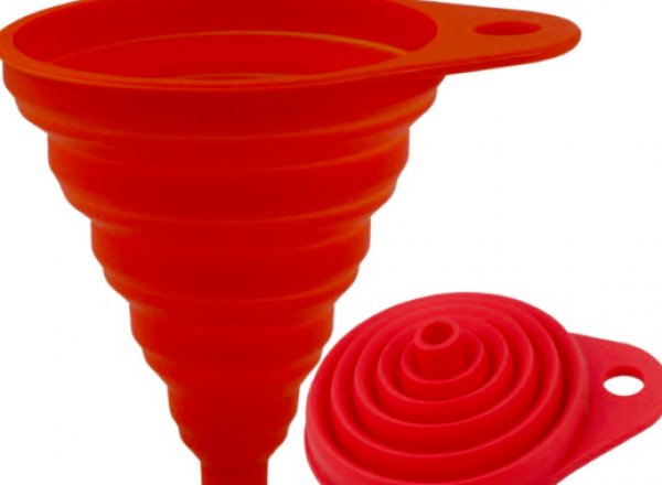 Silicone funnel