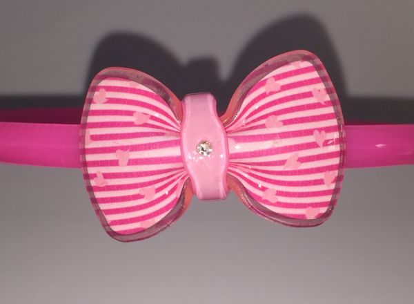 Head band with patterned bow