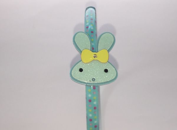 Patterned headband with bunny shape
