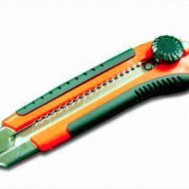 Heavy duty cutter knife