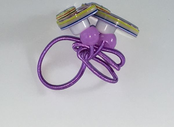 Elastic with comb