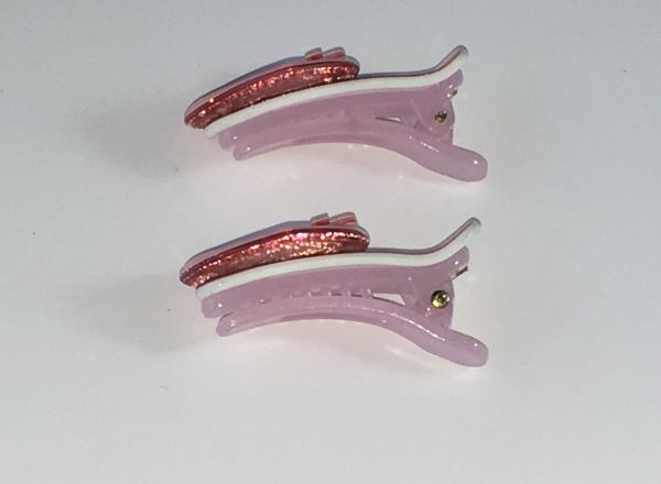 Crocodile clips with heart