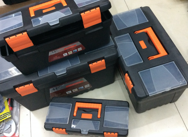 Box 17" tool box