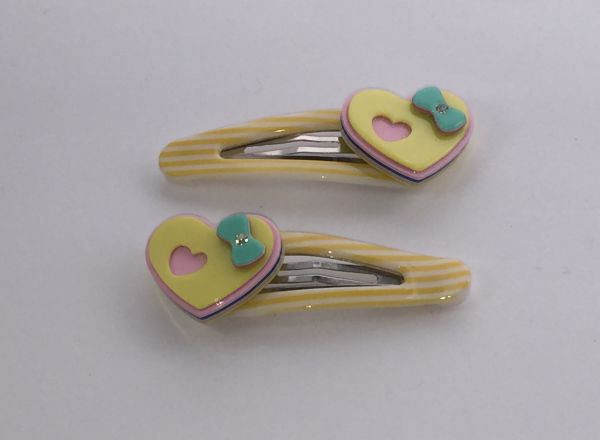Patterned kids snap clip with heart shape