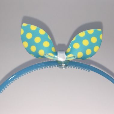 Headbands with patterned bow shape
