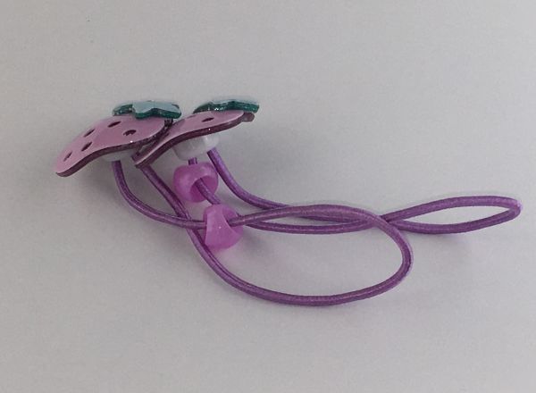 Elastics with strawberry shape