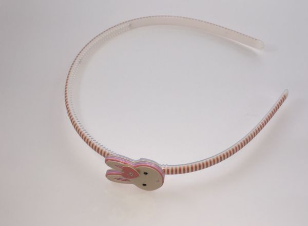 Headband with bunny shape