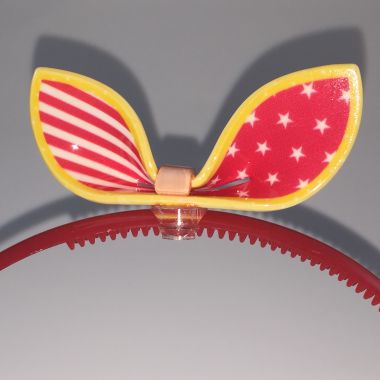 Head band with patterned bow