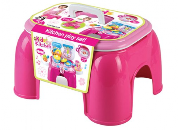 Kitchen play set