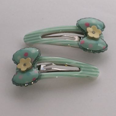 Patterned kids snap clip with bow shape