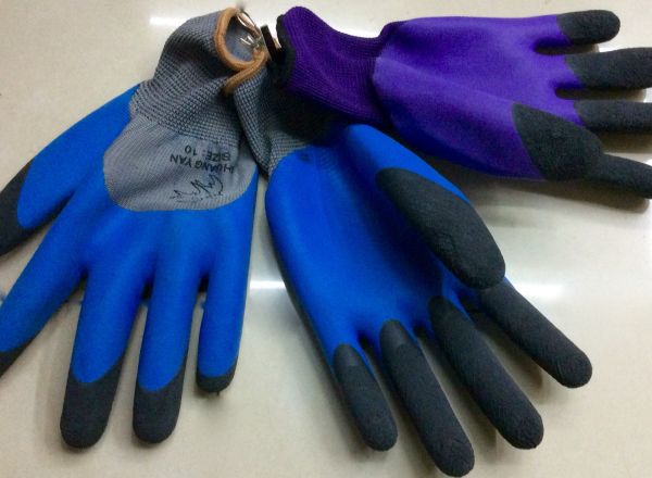 Work gloves