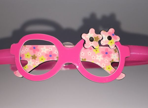 Head band with sunglass shape