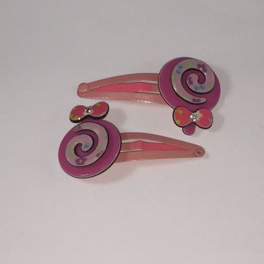 Kids snap clip with patterned snail shape