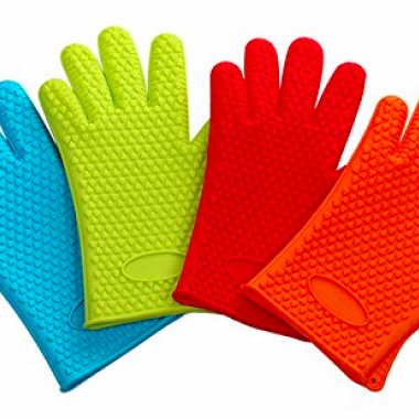 Heat resistant silicone glove