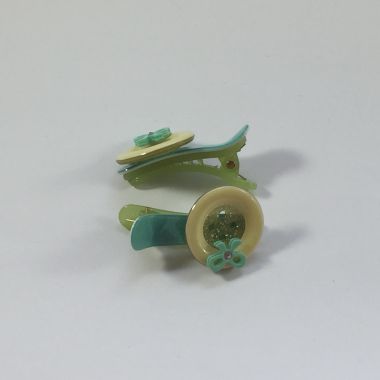 Crocodile clips with glittery bottom